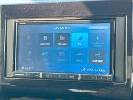 【ナビゲーション】目的地までしっかり案内してくれる使いやすいナビ。Bluetooth接続すればお持ちのスマホやMP3プレイヤーの音楽を再生可能！毎日の運転がさらに楽しくなります！！
