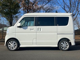 ☆ターボ☆4WD☆左パワースライドドア☆スマートキー☆プッシュスタート☆シートヒーター☆アイドリングストップ☆オーディオ