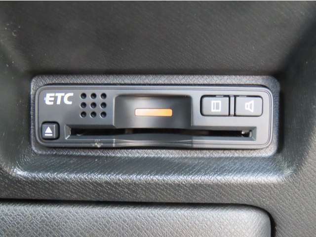 【ETC車載器装備済み】ご使用いただくには別途セットアップ費用がかかります。ご用命の際はお申し付けください。
