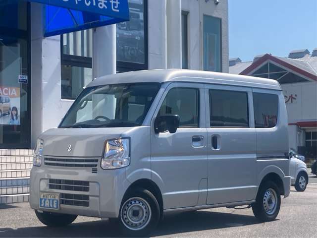 高年式の良質車からお求め易い車両まで幅広く取り揃えております。指定整備工場も併設！スズキ車専用のテスター診断機も完備。ご購入後も安心してお乗りいただけるよう体制を整えております！