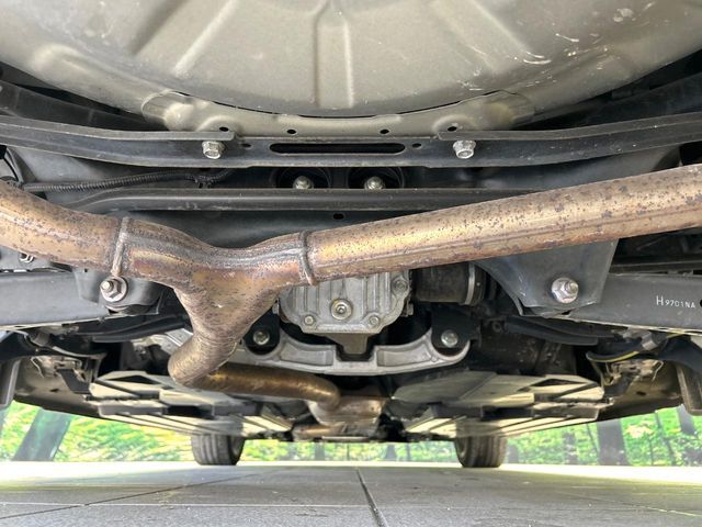 下回りがきれいなうちに、防錆加工の施工がオススメ。降雪地域はもちろん、沿岸部にお住いの方や、趣味でマリン・ウィンタースポーツをされる方にご好評いただいております。