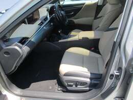 内装ルームクリーニング済みです。しっかり綺麗にしていますので、是非、お確かめください。納車時にはもう一度キレイにいたしますよ！