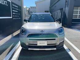 徹底した納車前点検とMINI NEXTのメカニックが持つ高い技術力で、 高いクオリティを保っております。皆様のMINIライフを真心こめてサポートいたします。