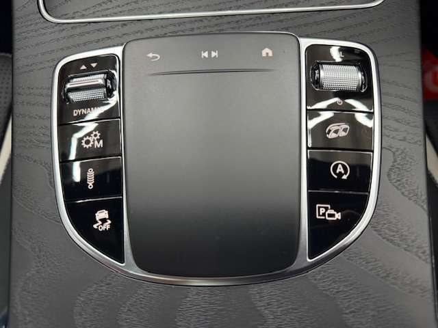 マフラーの可変操作や足回りのモード変更も可能になります