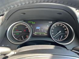 【スピードメーター】『スピードメーター』の画像になります。メーターがシンプルで見やすく運転しやすいですね！