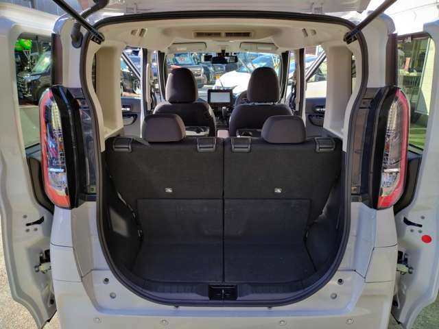 当店の在庫をお気に入り登録していただきありがとうございます。高品質、低価格をモットーに査定資格を持った仕入れスタッフが、自分の目で見て良質な車のみを展示しておりますので、安心してお求め頂けます！