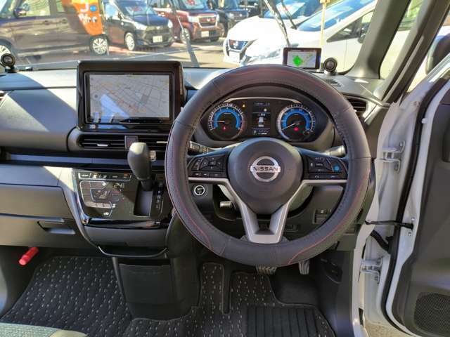 ハンドルカバーついてます！！！