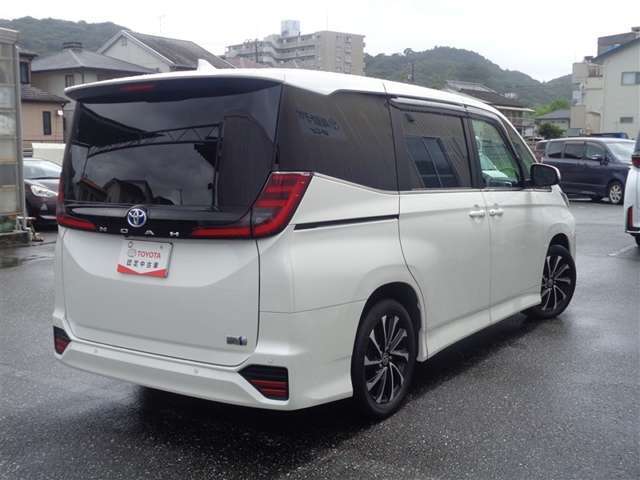 ノア大好き トヨタ ノア 1.8 ハイブリッド S-Z 2023年 3.3万キロ (高知県