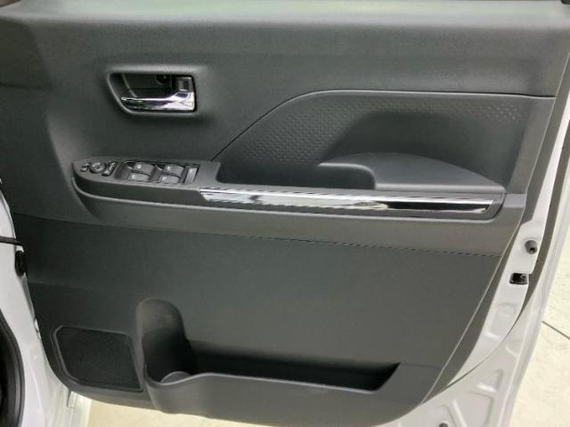 「この車の写真をもっと見たい」「状態が気になる」「この装備はついている？」どんな小さな疑問でもお気軽にお問い合わせください！