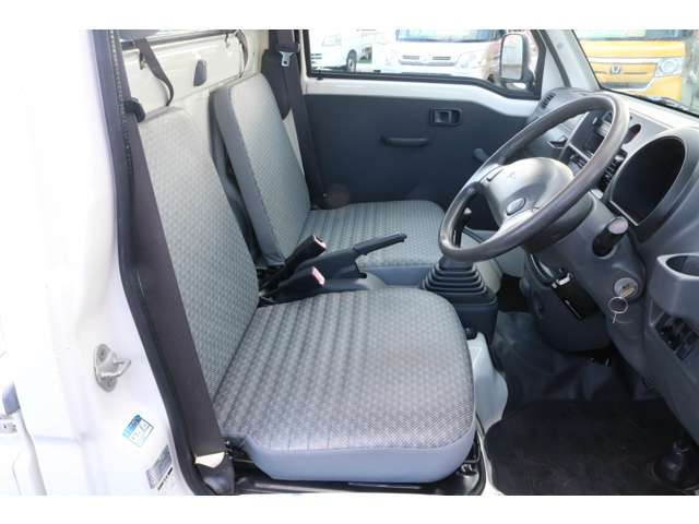 ◇当社は程度のよいお車をできる限り安く販売するように仕入れに力を入れております。ご希望のお車がございましたら是非お問い合わせください。