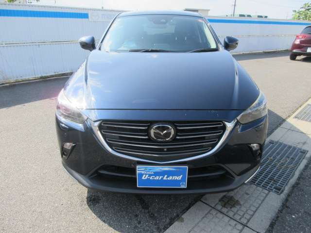 当店は常時60台以上展示☆グループ合わせると200台以上展示しております。軽自動車から大型車・外車まで豊富に展示しております。お気に入りのお車を一緒に見つけていきましょう♪