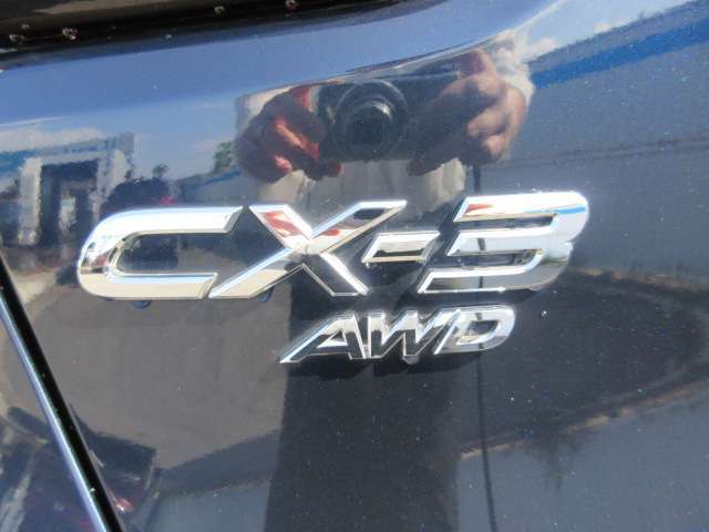 法定24ヶ月点検整備付※商用車は12ヶ月点検整備付当店は中国運輸支局認証工場による納車前法定点検を実施しております。広島県内各地に自社工場がありますので万が一の際もご相談ください。