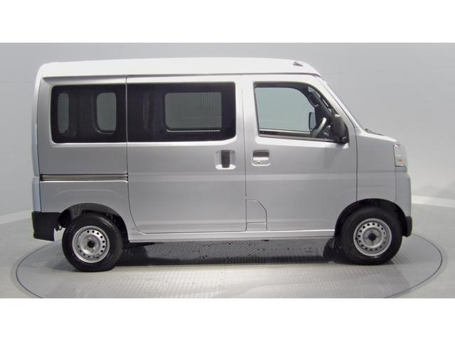 営業時間は朝9：30から夕方17：30　毎週火曜日，第二・第三水曜日は定休日となっております。ご来店前に一度ご連絡いただけるとスムーズにお車をご覧いただけます！