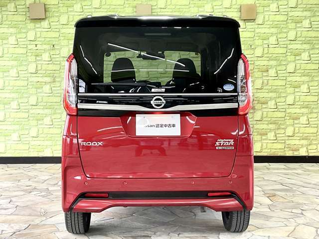 日産が企画・開発・デザインから手がけた「日産 ルークス」。洗練されたフォルムには、しなやかな身のこなしがよく似合う。
