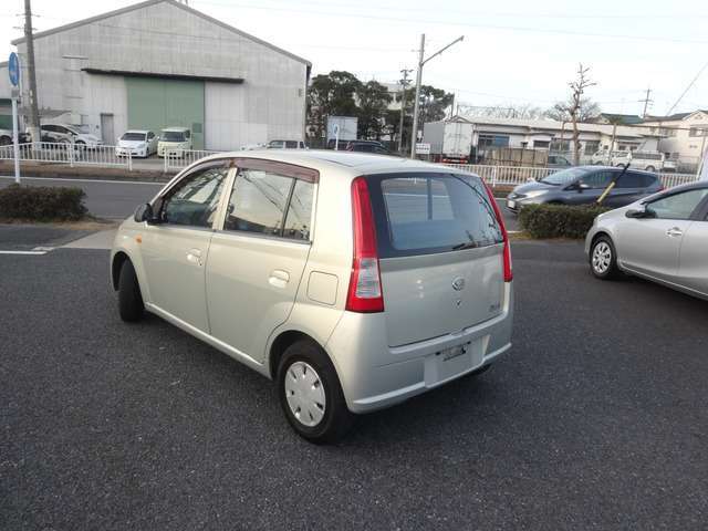 来店の際は事前にお電話頂けますとスムーズにお車をお見せ出来ますので、お気軽に連絡をください！いい車が安い☆彡いい車屋さん♪052-619-6662スタッフ一同心よりお待ちしております！仕上げも他社には負けません！