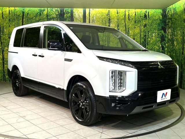 大好評のボディコーティング「弾スプラッシュコート」もご納車までに施工可能。通常のガラスコートと異なる、耐久年数6年の無機質ガラスコーティングが、ボディをキレイな状態に保ってくれます。