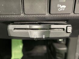 【ETC】高速道路の料金所をストレスなく通過！話題のスポットやサービスエリアに多い「スマートIC」利用時は必須のアイテムです。当店でセットアップを実施、ご納車当日からすぐにご利用いただけます！