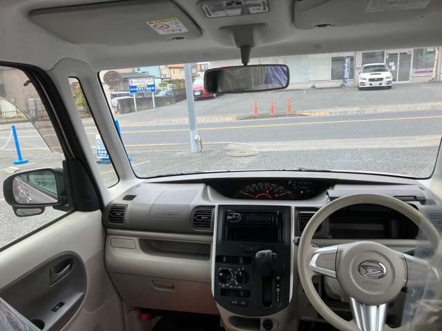 納車前には内外装をきっちりとクリーニングいたします！気持ちよくお乗りいただくために、スタッフが真心込めて納車準備をさせていただきます。