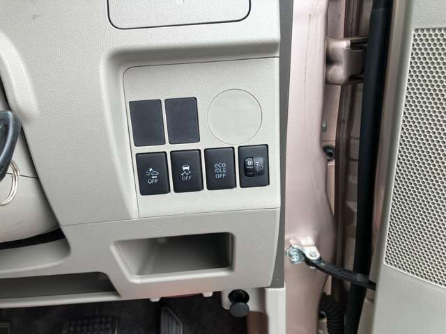 希望ナンバーや事業用ナンバーなど各種申請も承ります。お客様のカーライフを全力でサポートいたします！