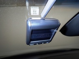 万が一の事故にあった場合でも、ドライブレコーダーがその瞬間の映像を記録しています！事故だけでなく、美しい風景なども録画してくれていますよ♪