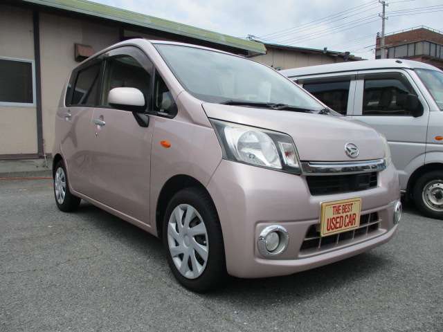 納車点検時に、エンジンオイル、オイルエレメント、ワイパーゴム、エアコンフィルターを交換します。