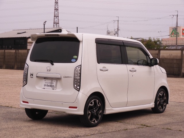 お立ち寄りいただく際は、事前にご連絡をお願いします。お目当てのお車が商談中や売約となることもございます。ご確認いただいてから、お立ち寄りください。