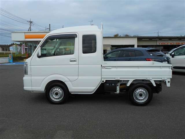 写真ではわかりづらい車輌状態もお電話頂ければご説明させて頂きます。