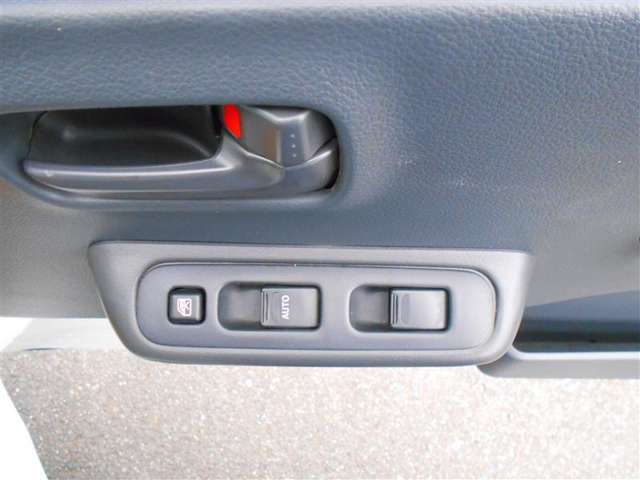 掲載車の装備についてのご質問、掲載写真以外の写真のご依頼等、ご不明な点何でも構いません。お気軽にお問い合わせ下さい！