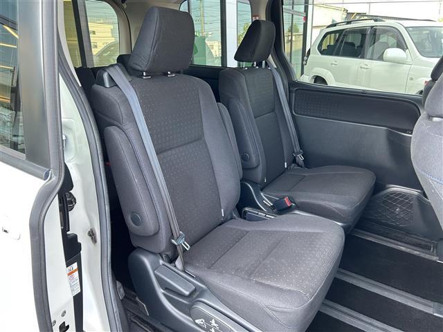 気になる車はすぐにお問い合わせください！右のカーセンサー専用無料ダイヤルから、専門スタッフがお車のご質問にお答えいたします！