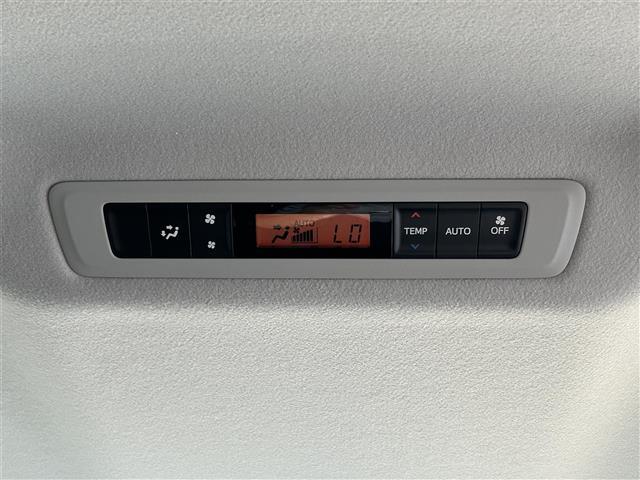 除菌・消臭・抗菌プラスパックいれていただくとさらに快適な空間を！！清潔なお車はお子様にも安心ですね！！中古車がキレイなのは当たり前の時代です！