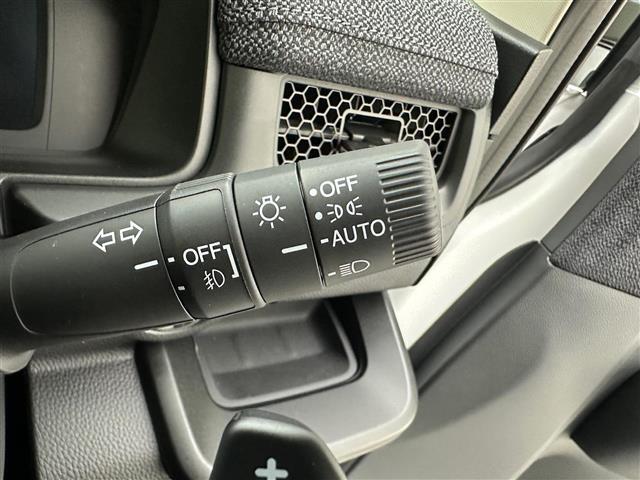 【運転席操作部】快適なドライブを楽しむための機能が装備されています！運転席から触れるので、使いやすいです！除菌プランいれていただくと、さらに清潔で安心していただけます！