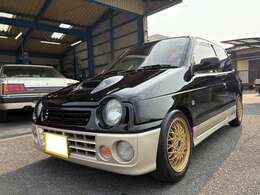 車高調はスズキスポーツです。キレイなのでなんでもあり、ですかね。ホイールも似合っています。