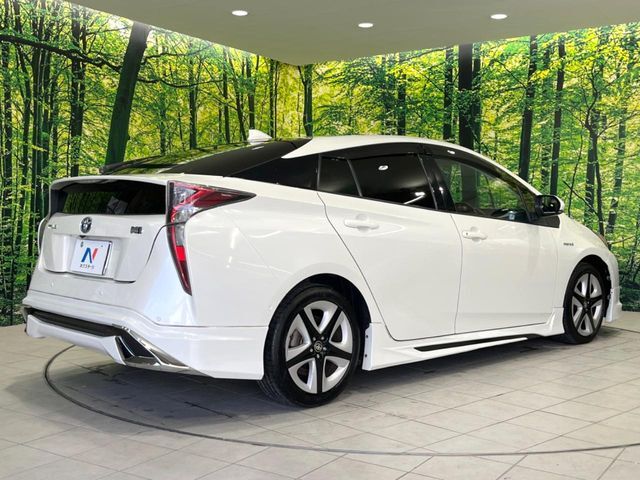 ☆全国のネクステージからお取り寄せが可能※！遠方の店舗に展示してあるクルマが気になる場合も、最寄りの店舗でご覧いただくことが可能です！是非私たちに要望をお聞かせください！※別途費用