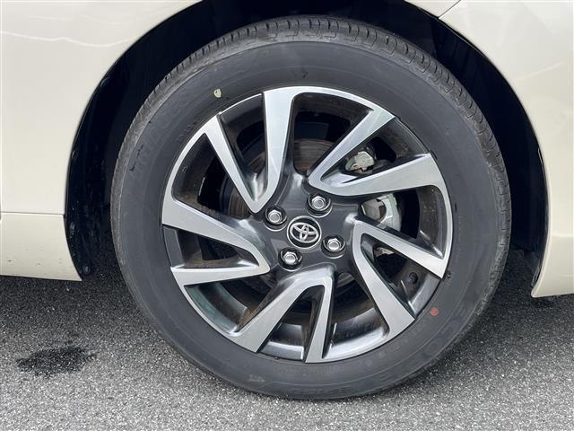 【タイヤ・ホイール】足回りもかっこよく決まってます！社外のアルミやスタッドレスタイヤも取り扱いございます！！ドレスアップもカスタマイズもお任せください！！