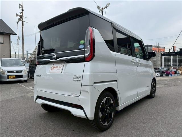 最短3日で、ご納車可能です！お車についてのご質問やお見積りのご依頼、ご希望のお支払方法や月々のお支払金額・任意の保険内容のご相談も承っておりますので、お気軽に当店へお問い合わせ下さい！