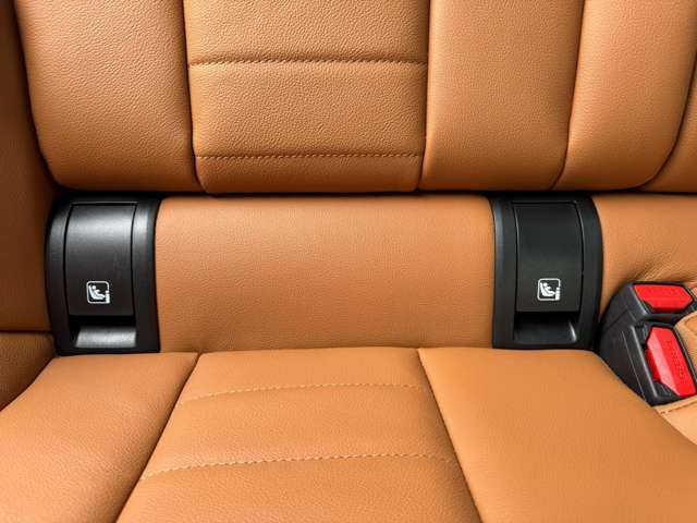 弊社お客様より頂いた下取車やデモカーが在庫の殆どを占めています。車の経歴や整備記録が分かり、ご安心してお車をお選び頂ける正規ディーラーならではのラインナップでございます。