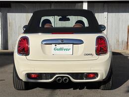 安心の全車保証付き！（※部分保証、国産車は納車後3ヶ月、輸入車は納車後1ヶ月の保証期間となります）。その他長期保証(有償)もご用意しております！※長期保証を付帯できる車両には条件がございます。