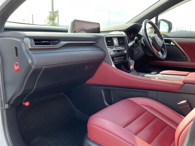 みなさまのお車選びのお手伝いをさせてください！スタッフ一同心よりご来店、お問い合わせをお待ちしております！