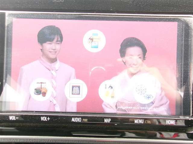 ドライブの休憩時に地デジやDVDの視聴が可能です
