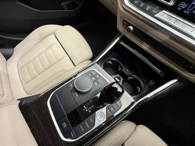 LIBERALAはガリバーグループですから、下取車も高額査定をお約束いたします。全国どこでも対応可能です。