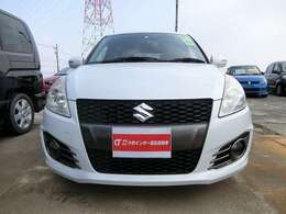 大人気のパールホワイト