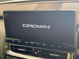 【12.3インチワイドナビ】高級感とインパクトのある大型ワイドナビを装備。各種オーディオ操作はもちろん、横長ワイド画面でのマップ2分割表示など、利便性も高いナビです♪