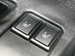 【シートヒーター】寒い日に重宝するシートヒーター！エアコンより早く温まってくれるので寒がりの人も安心ですね♪エアコンの温風は乾燥するから苦手、という方にもをおすすめです。