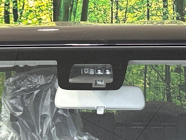 【スズキ　セーフティサポート】走行中に前方の車両等を認識し、衝突しそうな時は警報とブレーキで衝突回避と被害軽減をアシスト。より安全にドライブをお楽しみいただけます。