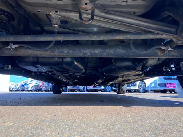 【ポケットカーズが選ばれるワケ】☆☆　鈑金塗装　☆☆　もしもの時のお車のボディの修理。へこみやキズをキレイにして快適なカーライフを実現します！