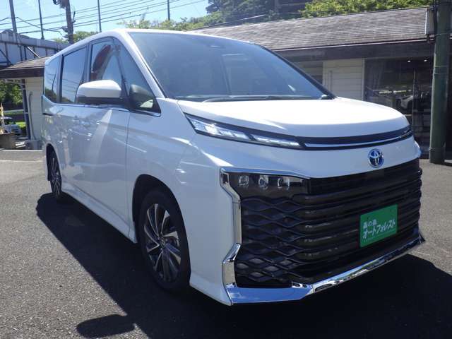 【納車前に国家整備士による点検・整備、内外装も徹底クリーニングを行い納車させて頂きます。】