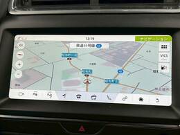 【純正メモリナビ】FM・AMラジオやブルートゥース接続など多彩な機能を併せ持っており、インパネ周りがすっきりしてますね！
