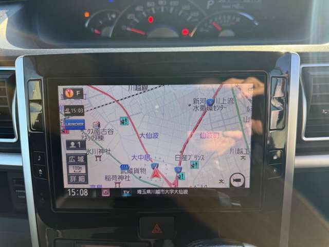 8インチ純正ナビ・フルセグTV・バックカメラ付きです