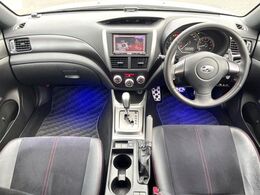 グループ総在庫数約30，000台！！全国の系列店からメーカー・車種問わずご紹介出来るので、あなたにピッタリのお車が見つかるはずです♪まずはお問い合わせ下さい☆