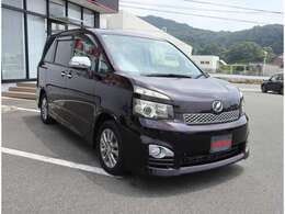 プラウドでは20代、30代のスタッフが元気よく対応させていただきます！「どんな車両があるのか見に来た」「ちょっと現車を見てみたい」などお気軽にご来店、ご相談ください♪